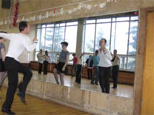 Тренировка танцевальных движений 1