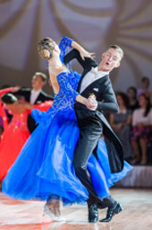Rich variations, Quickstep is considered to be a small grammar standardized dance