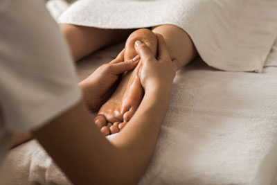 Воздействие массажа ступней ног на человека